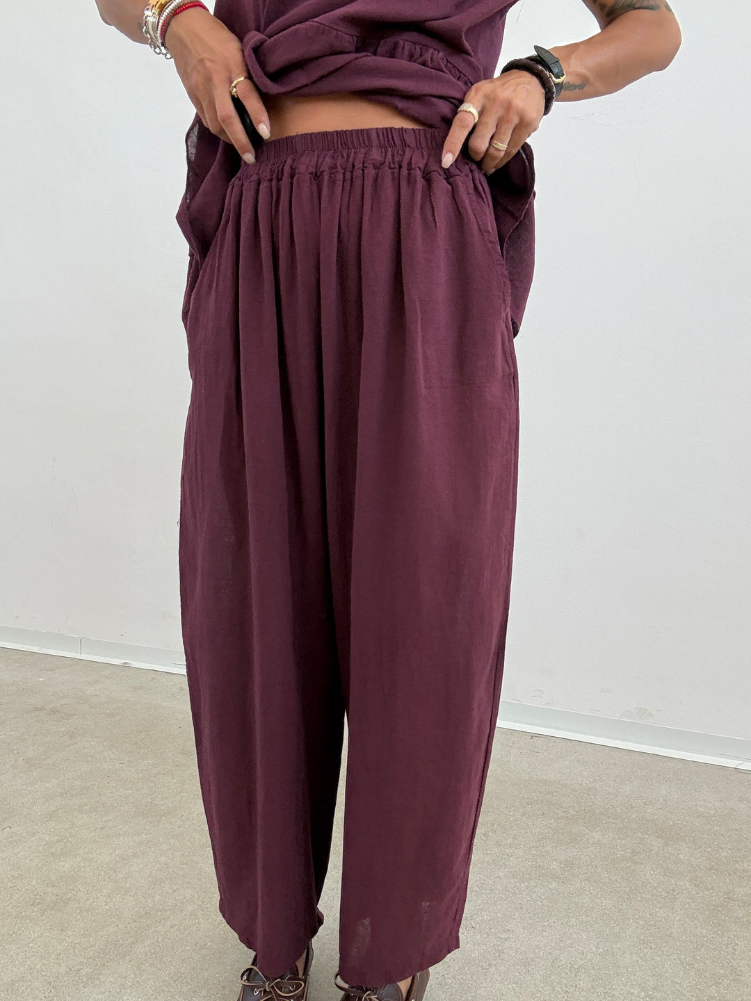 SET ALICIA OVETTO RED WINE