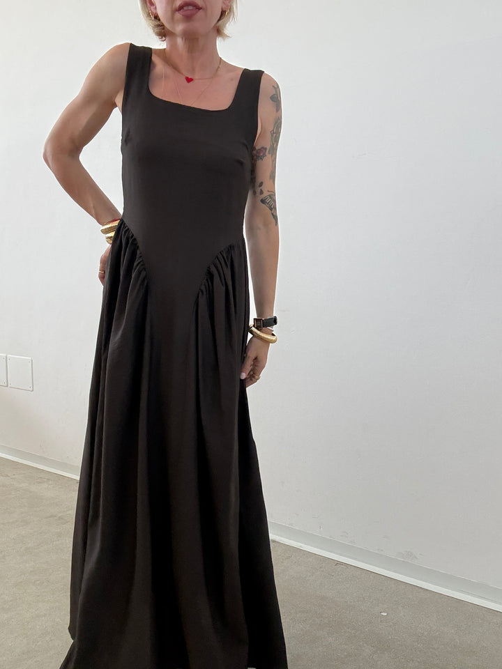 ABITO JANET MORO