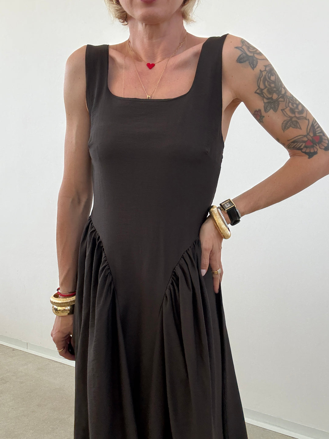 ABITO JANET MORO