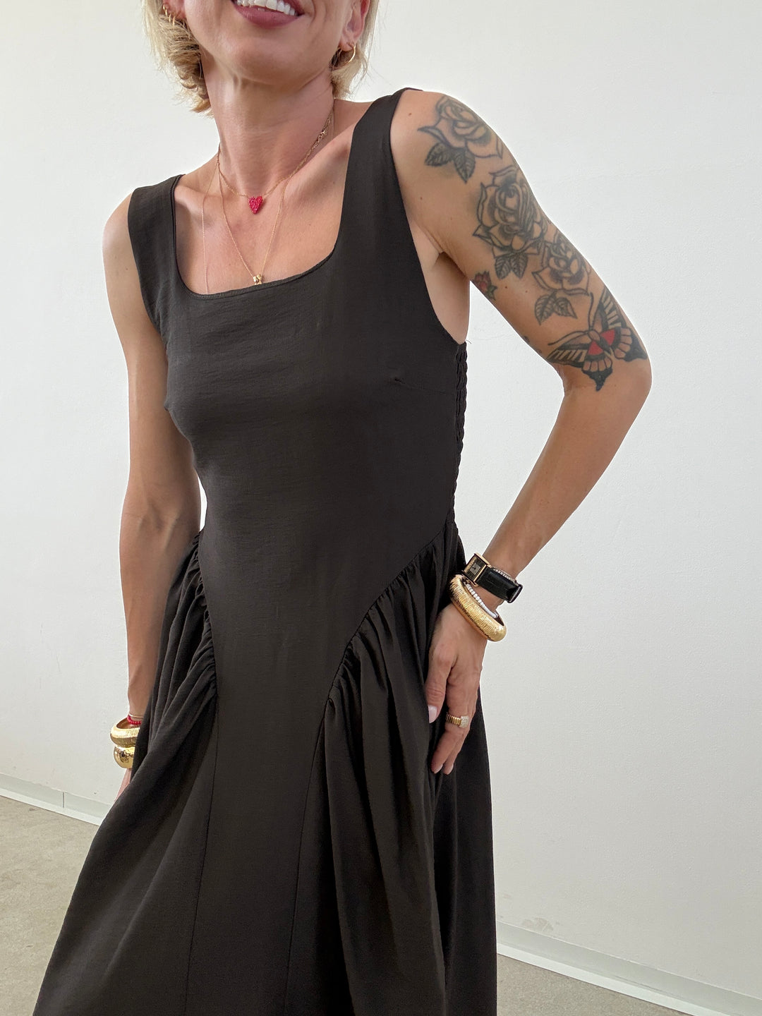 ABITO JANET MORO