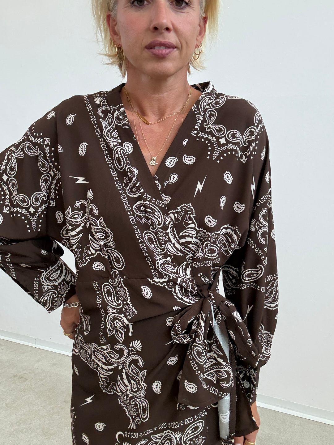 ABITO PORTAFOGLIO BANDANA CIOCCO
