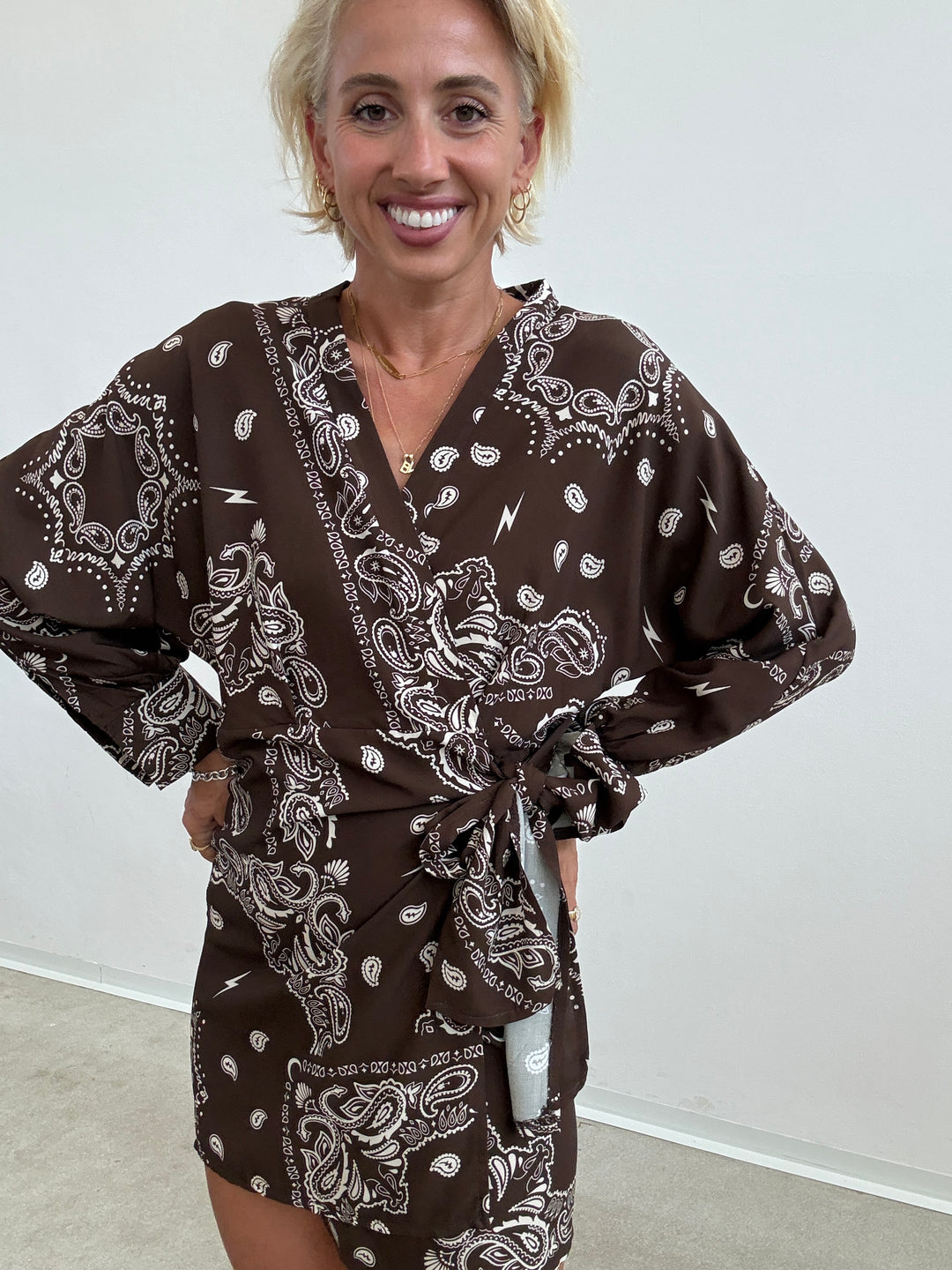 ABITO PORTAFOGLIO BANDANA CIOCCO