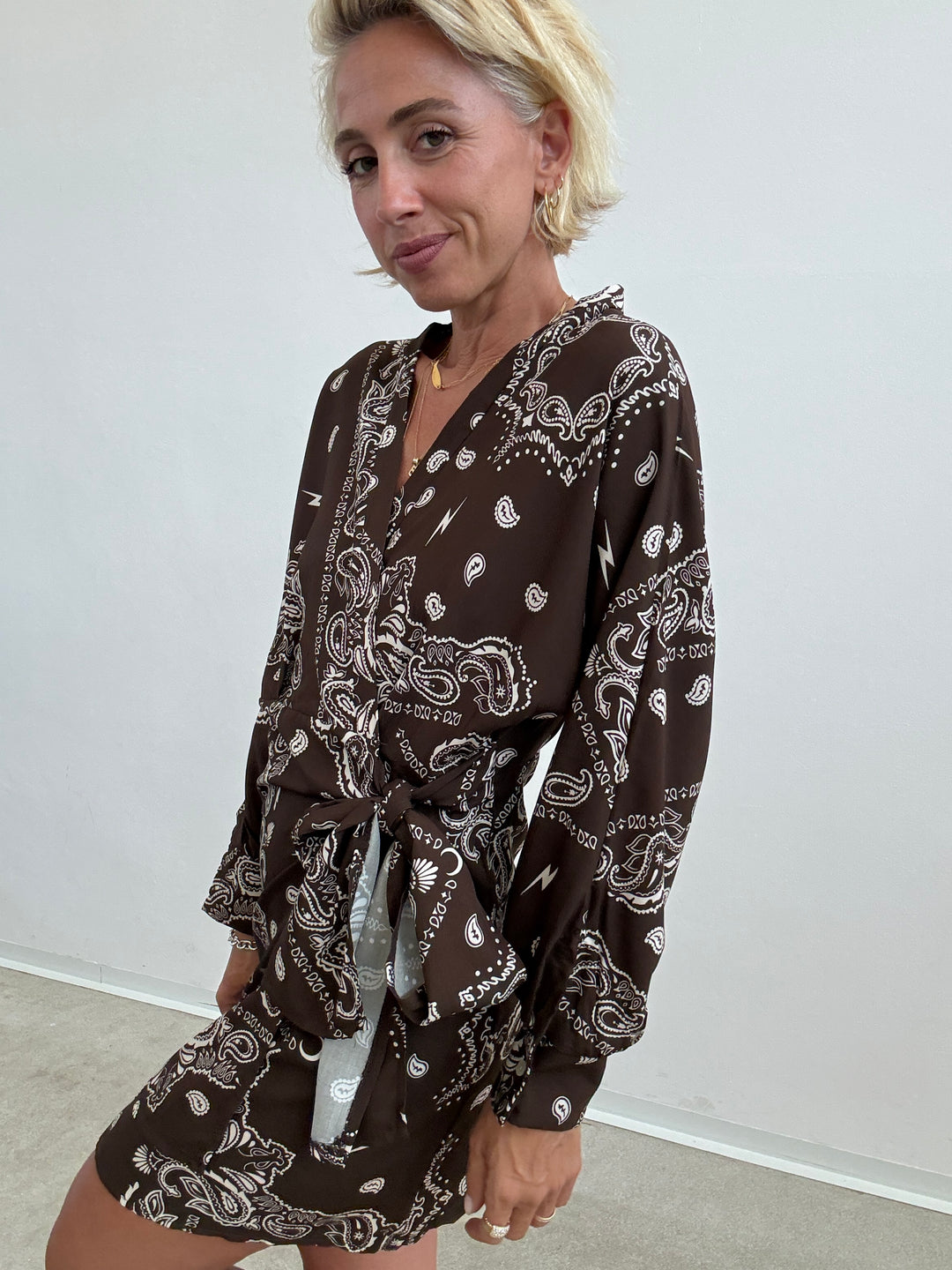 ABITO PORTAFOGLIO BANDANA CIOCCO