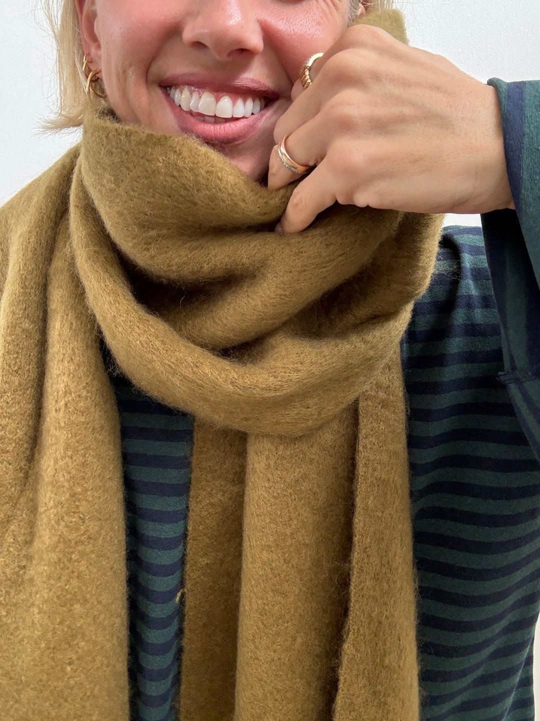 SCIARPA LESLIE KHAKI