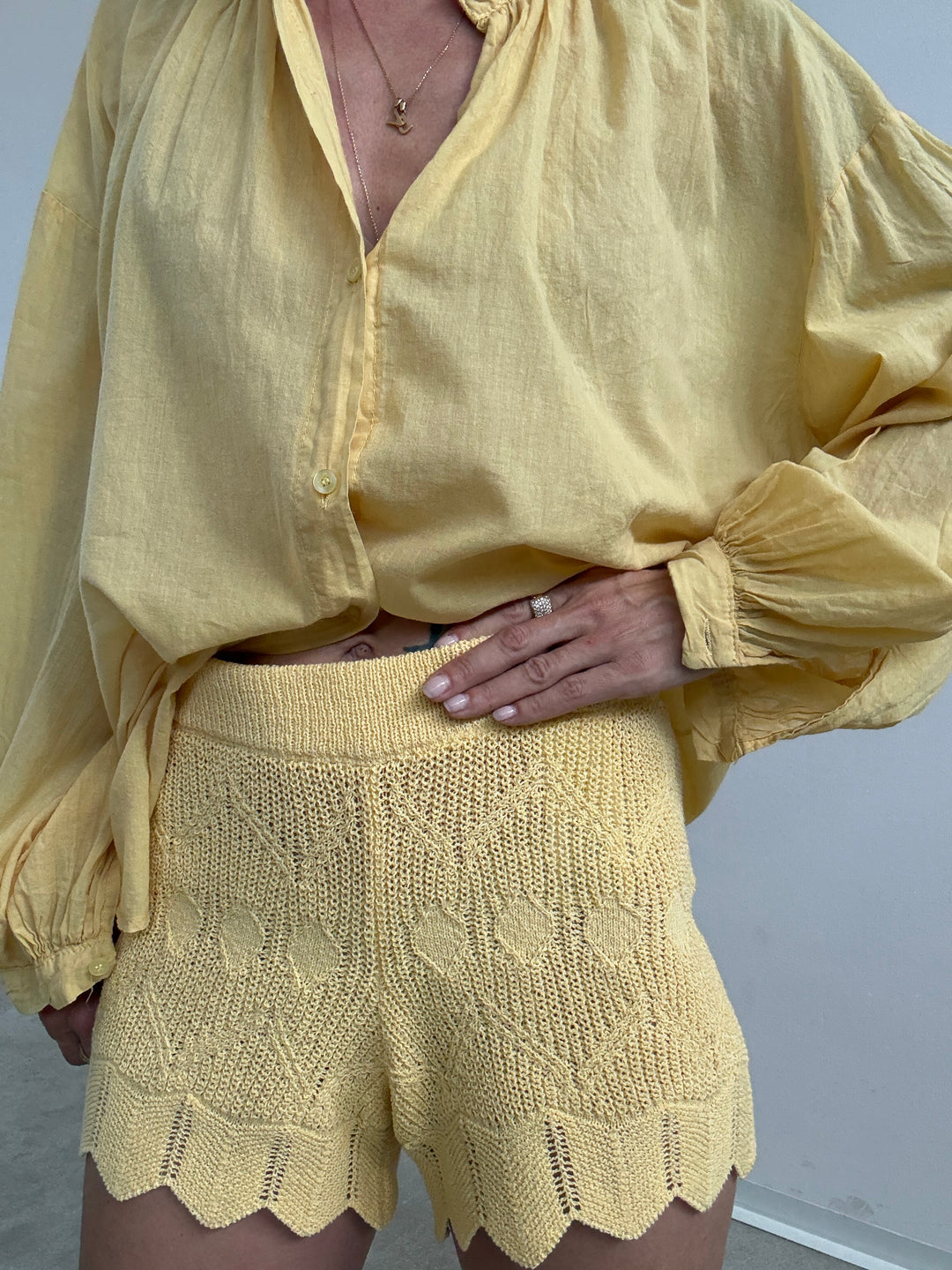 BERMUDA SARA CROCHET GIALLO