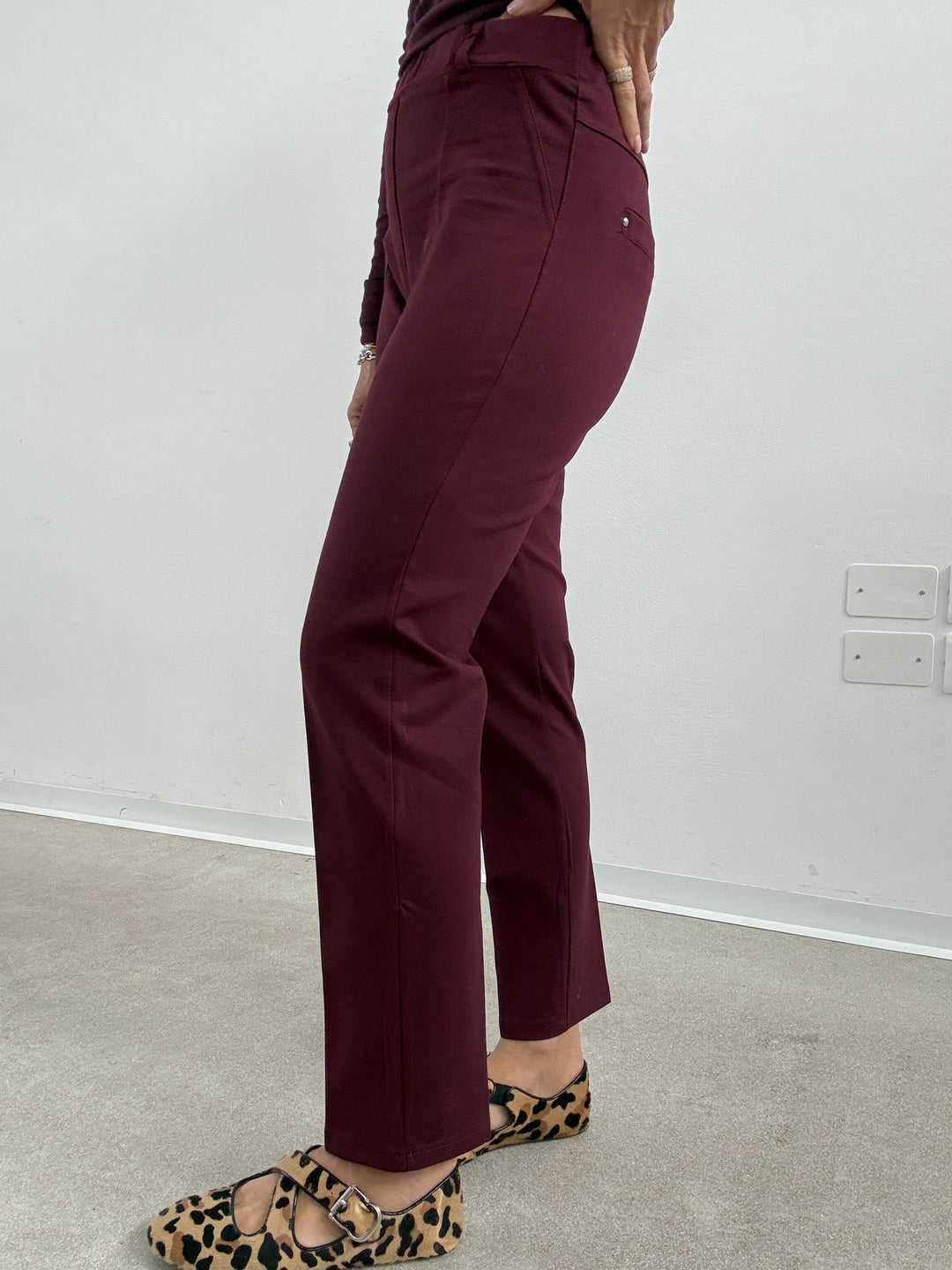 PANTA CARLOTTA STRETCH VINO