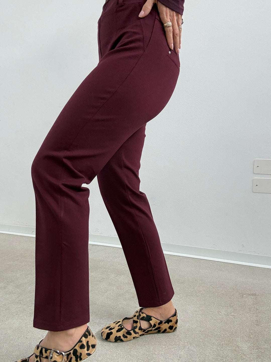 PANTA CARLOTTA STRETCH VINO