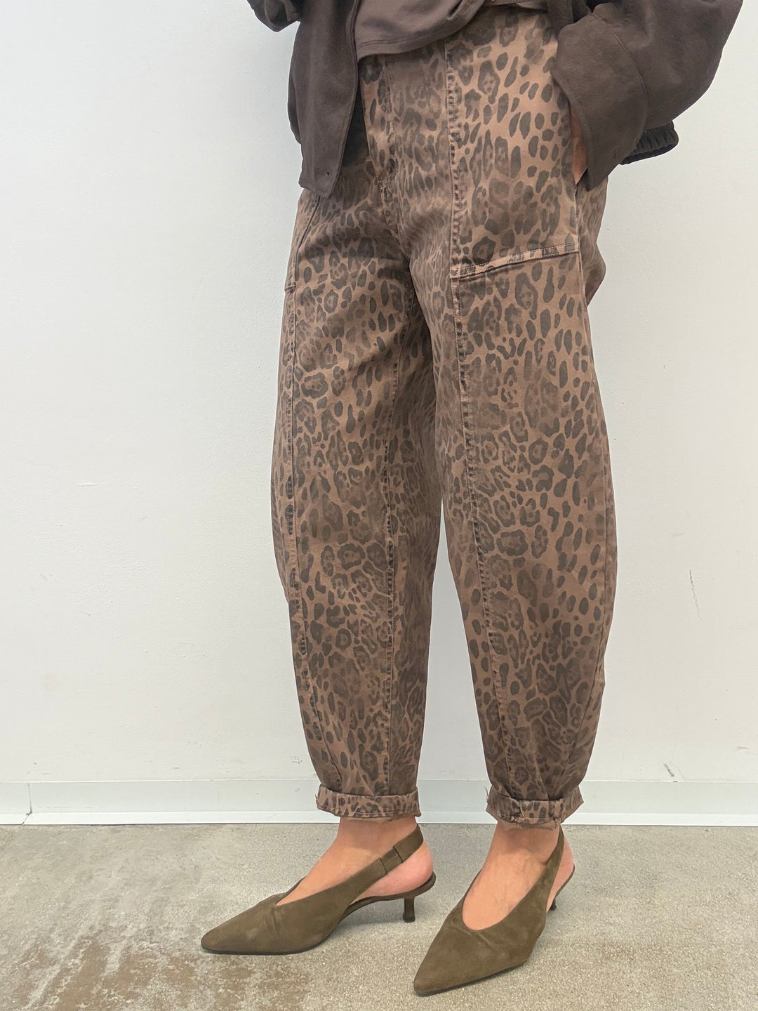 PANTA MACU MARRONE
