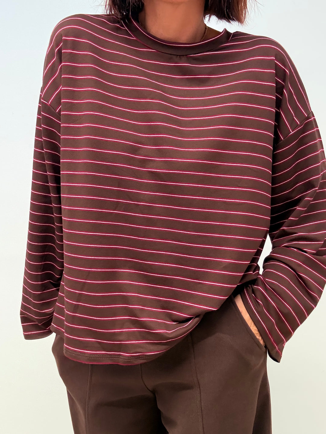 TSHIRT RIGHE CIOCCOLATO/AMARENA