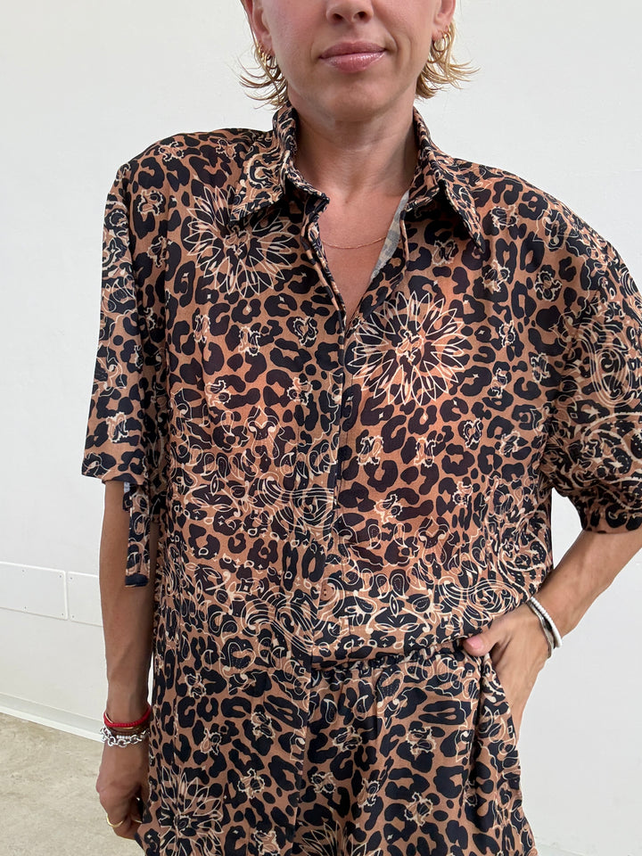 SET LEOPARD CAMEL