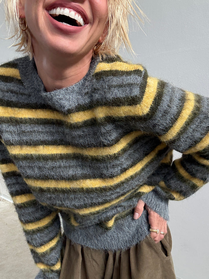 PULL TANIA RIGA GRIGIO/GIALLO