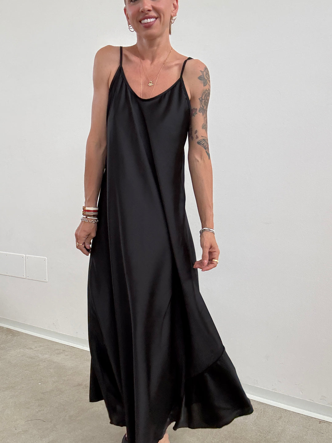 ABITO LINGERIE SATIN NERO