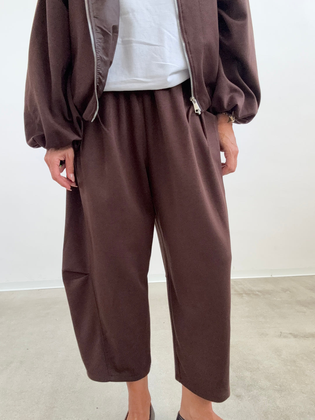 SET EMILY MARRONE