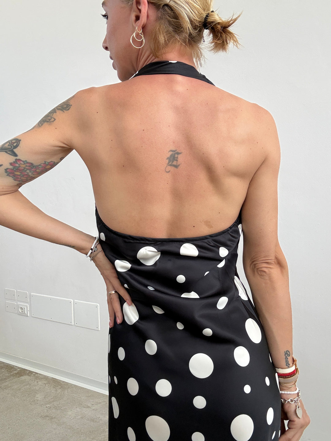 ABITO POIS MIDI NERO