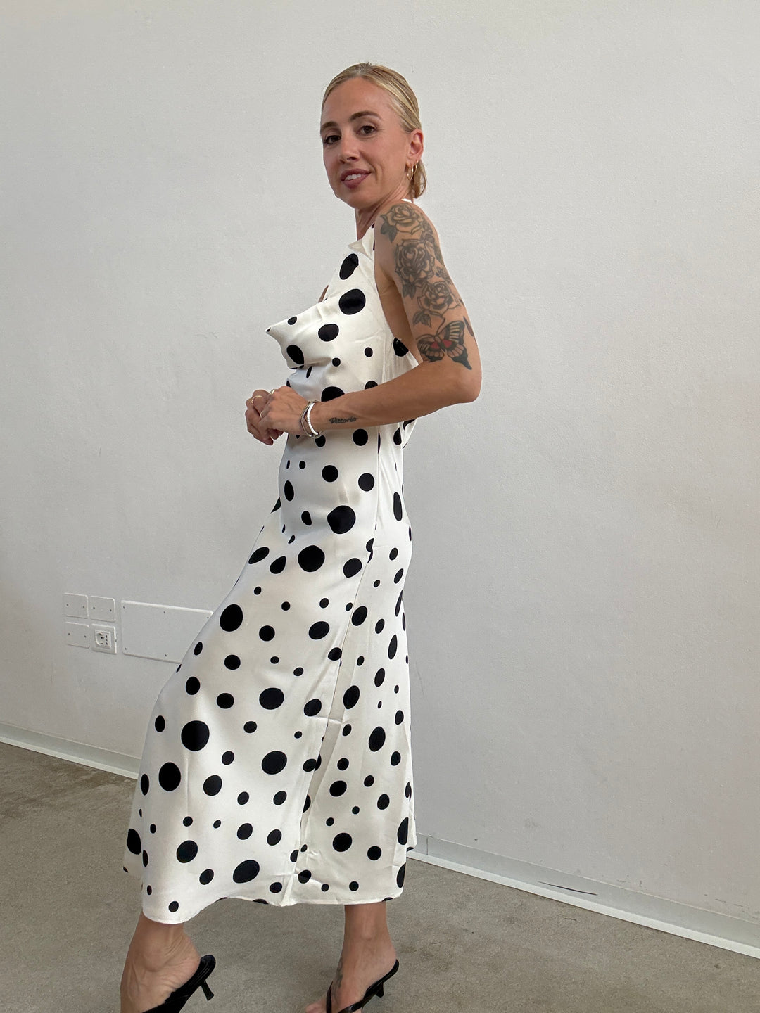 ABITO POIS MIDI BIANCO
