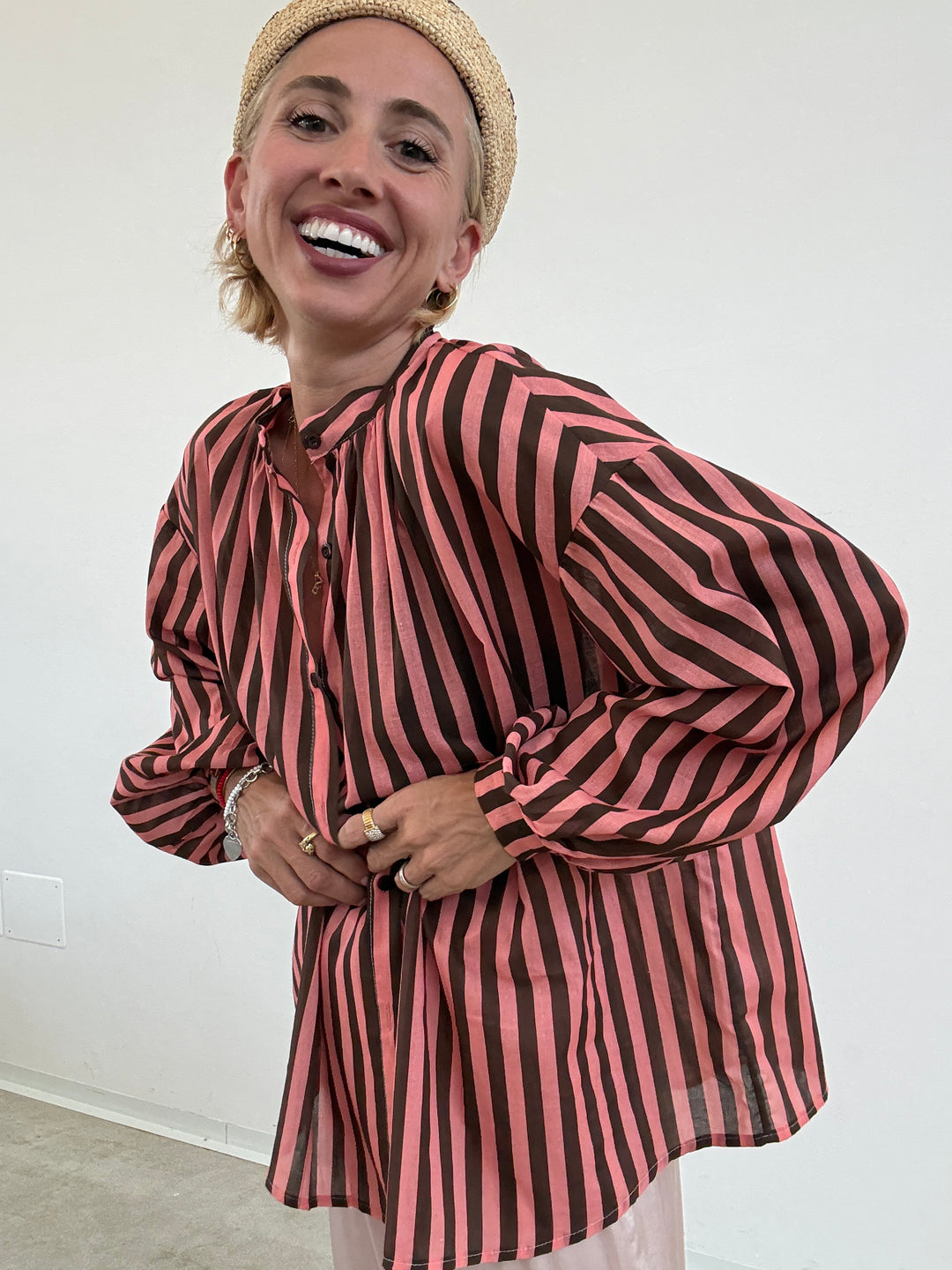 CAMICIA MUSSOLA RIGA CIOCCO/FRAGOLA
