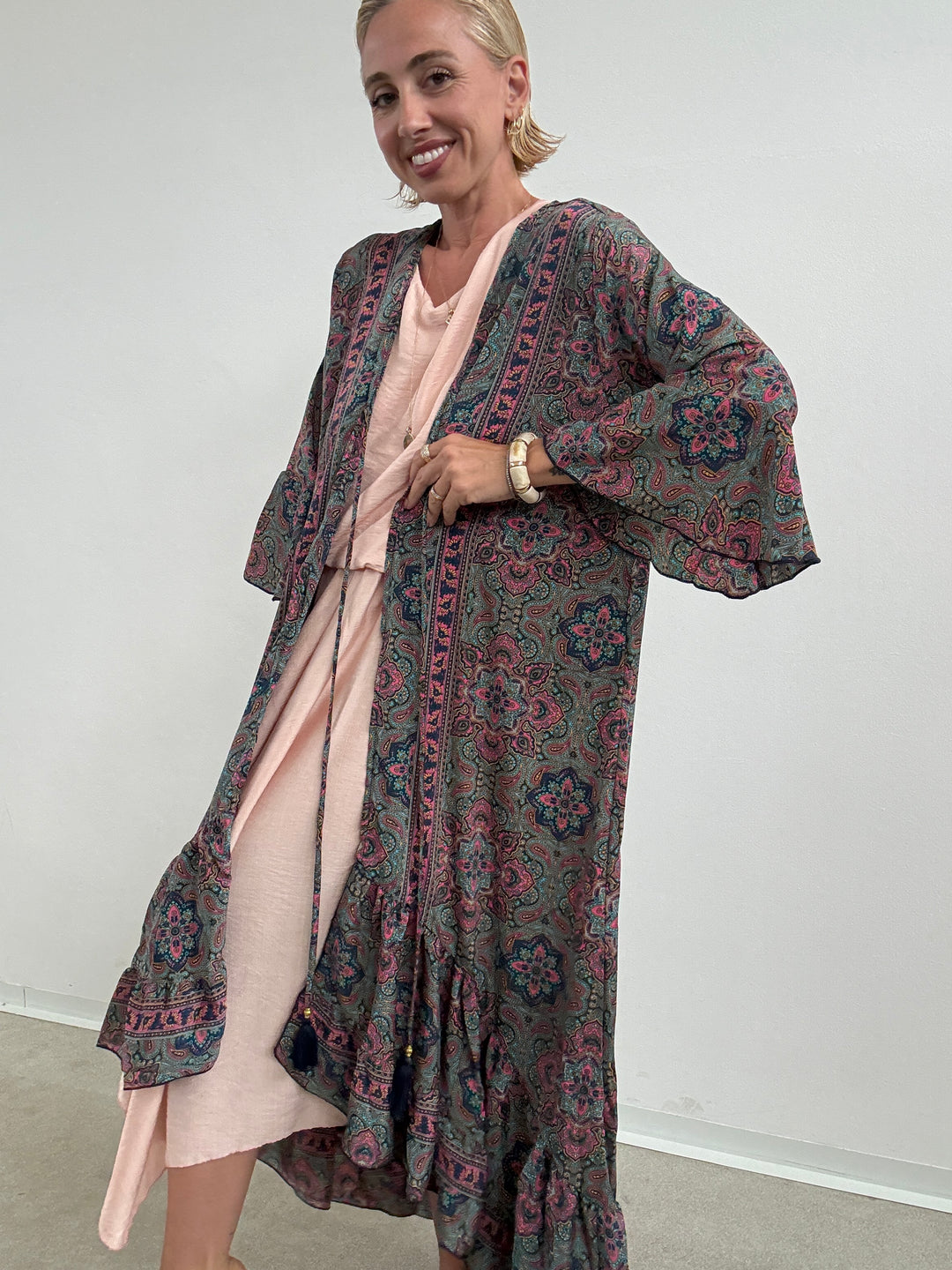 KIMONO BALZA AZZURRO/FUCSIA