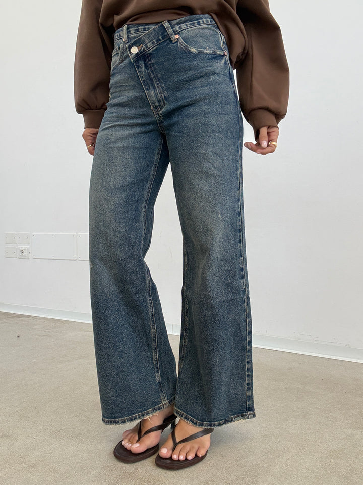 DENIM BOTTONE TRASVERSALE SABBIATO