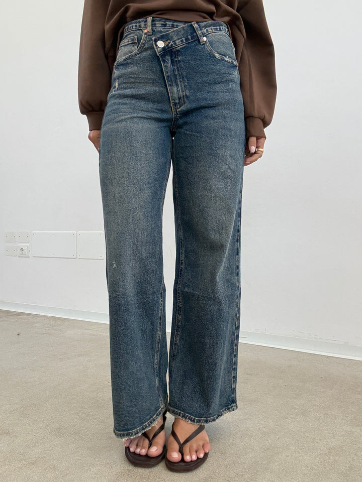 DENIM BOTTONE TRASVERSALE SABBIATO