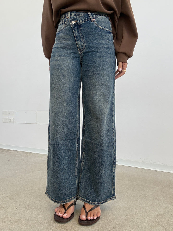 DENIM BOTTONE TRASVERSALE SABBIATO