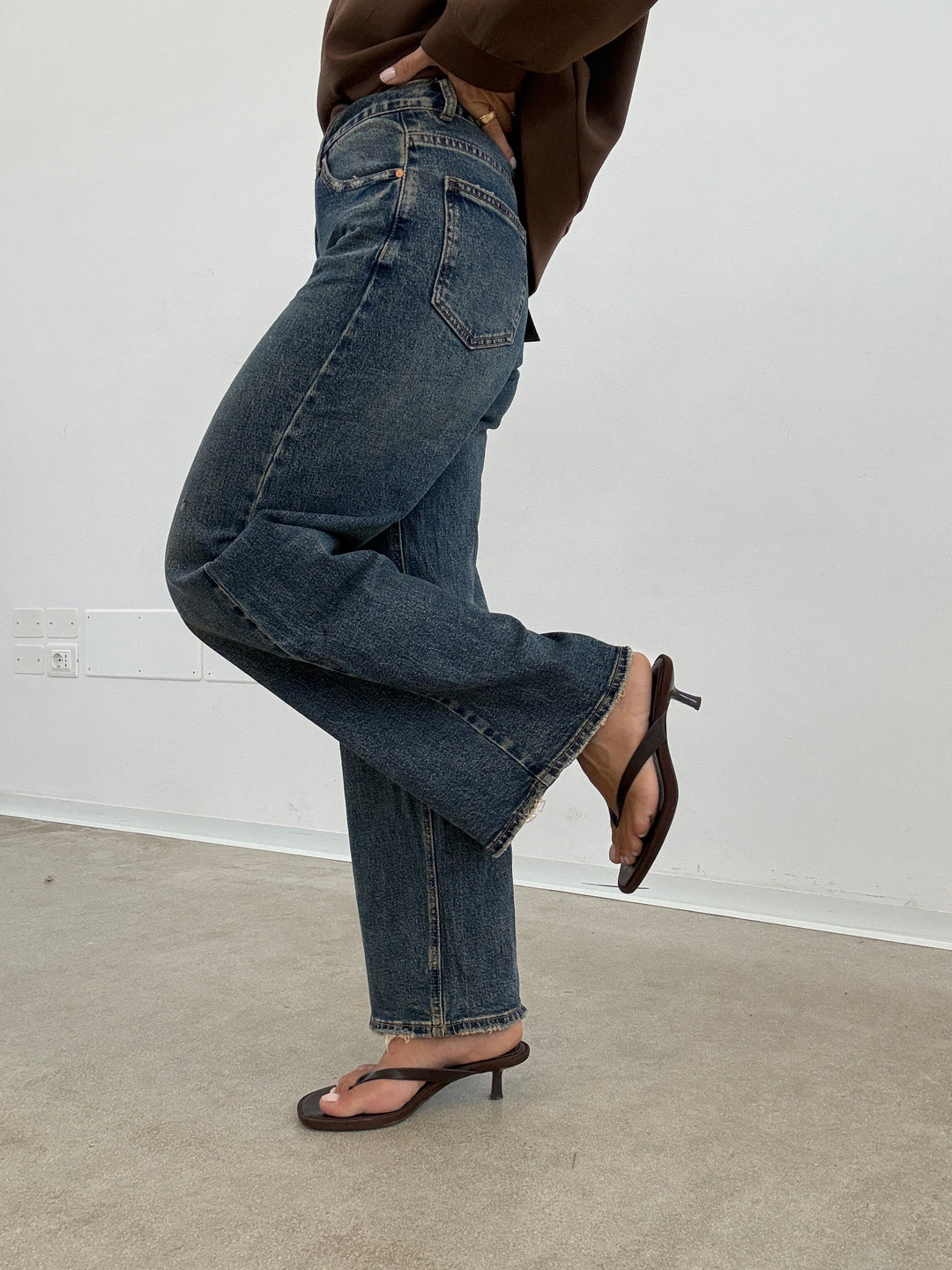 DENIM BOTTONE TRASVERSALE SABBIATO