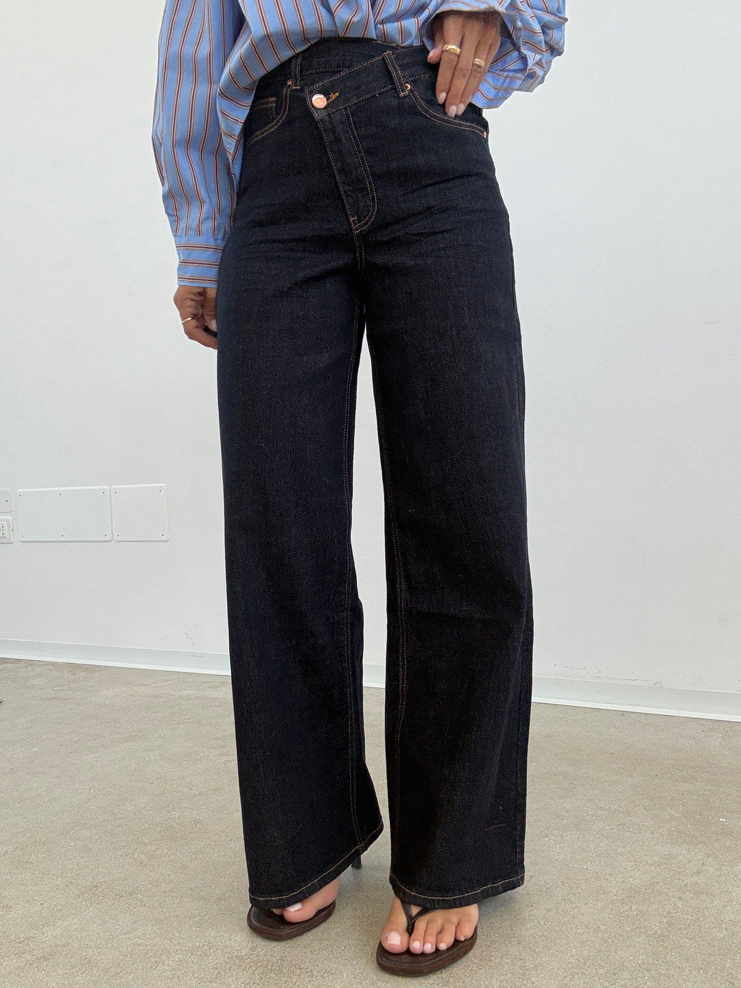 DENIM BOTTONE TRASVERSALE DARK BLUE