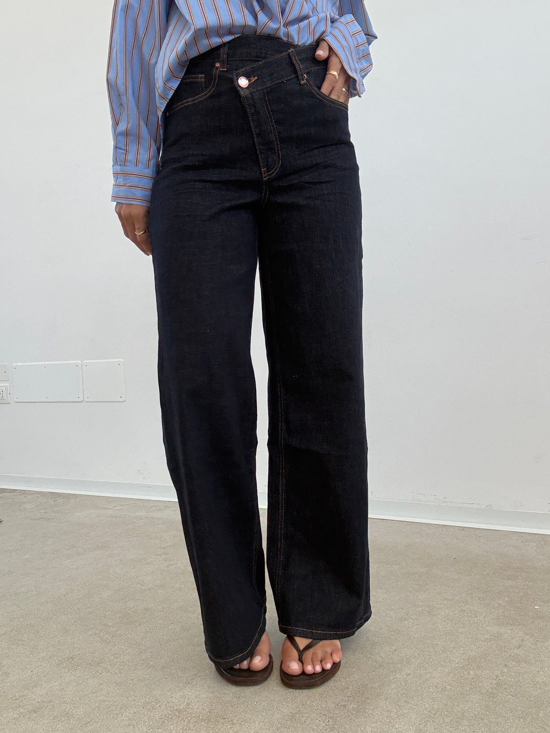 DENIM BOTTONE TRASVERSALE DARK BLUE