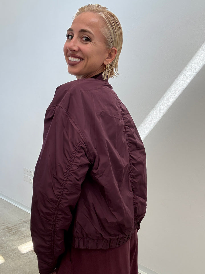 BOMBER BRINA PRUGNA