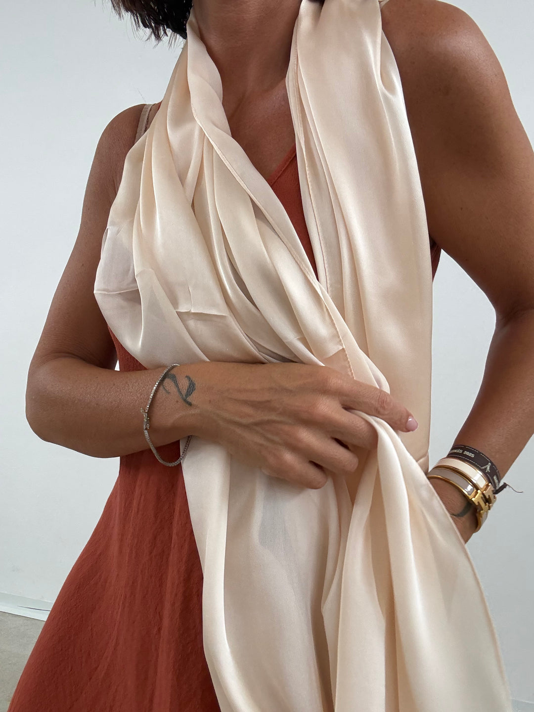 STOLA SATIN NUDE