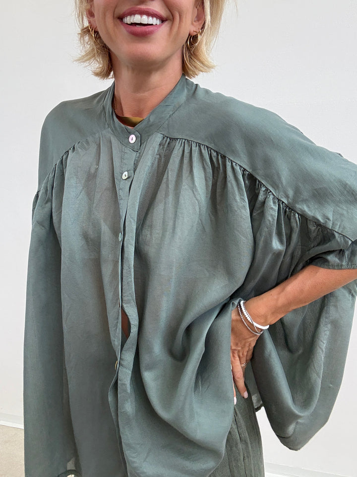 CAMICIA SCATOLA ORGANZA VERDE MILI