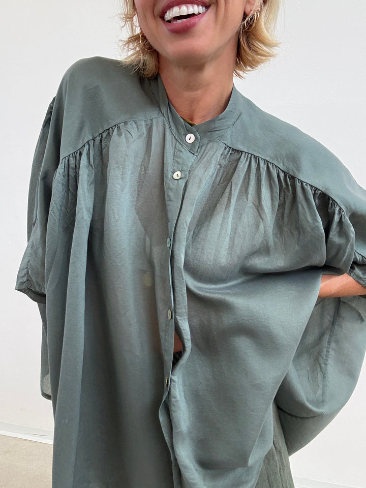CAMICIA SCATOLA ORGANZA VERDE MILI