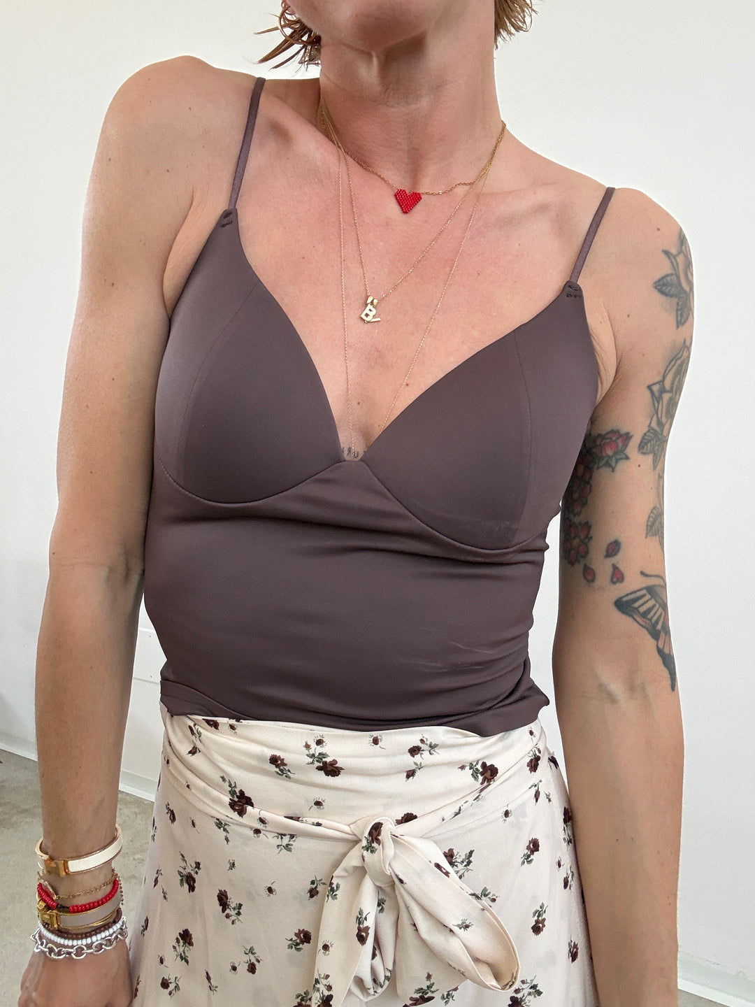 TOP SKIN BROWN