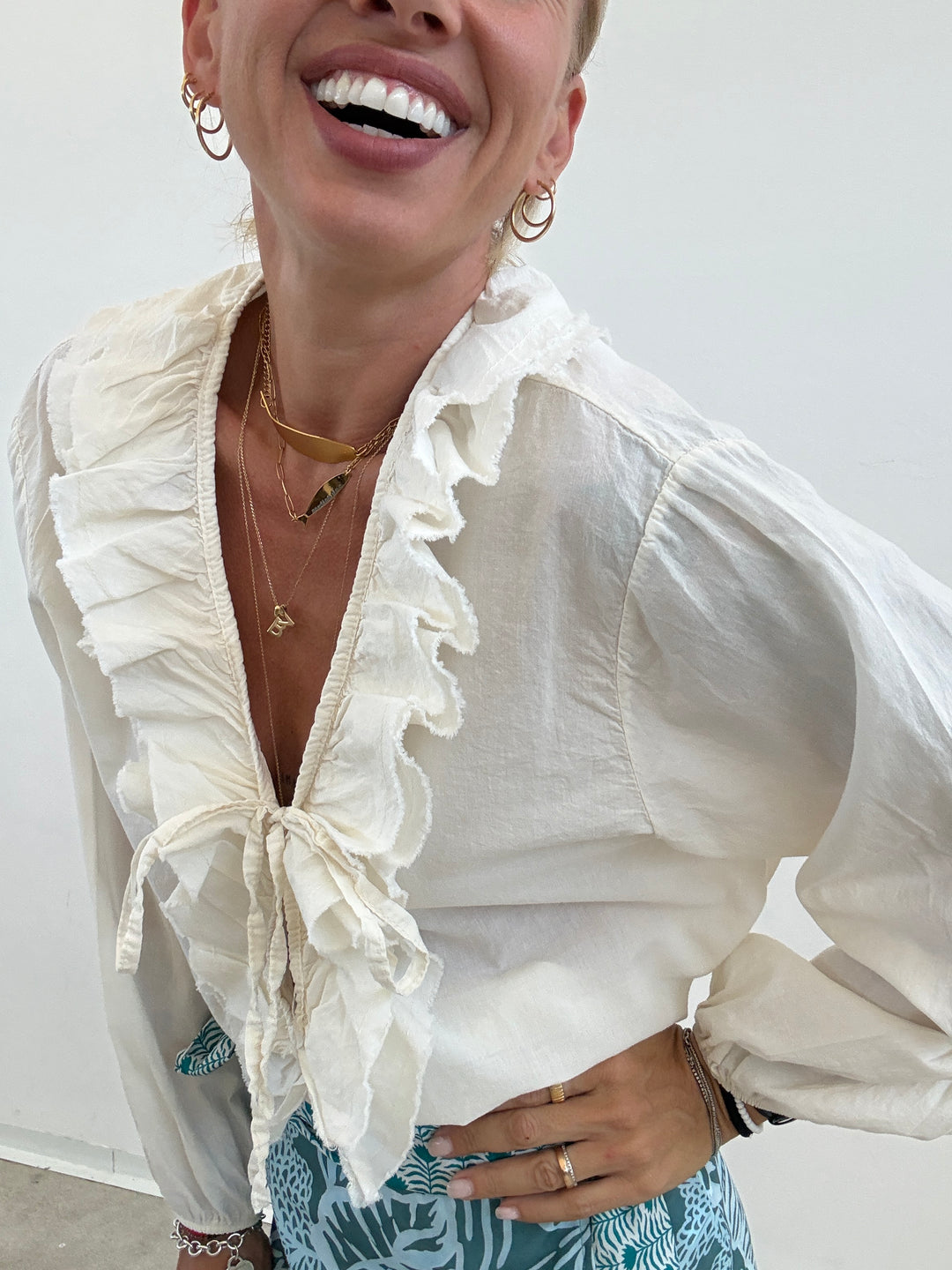 BLUSA MUSSOLA LACCETTO LATTE