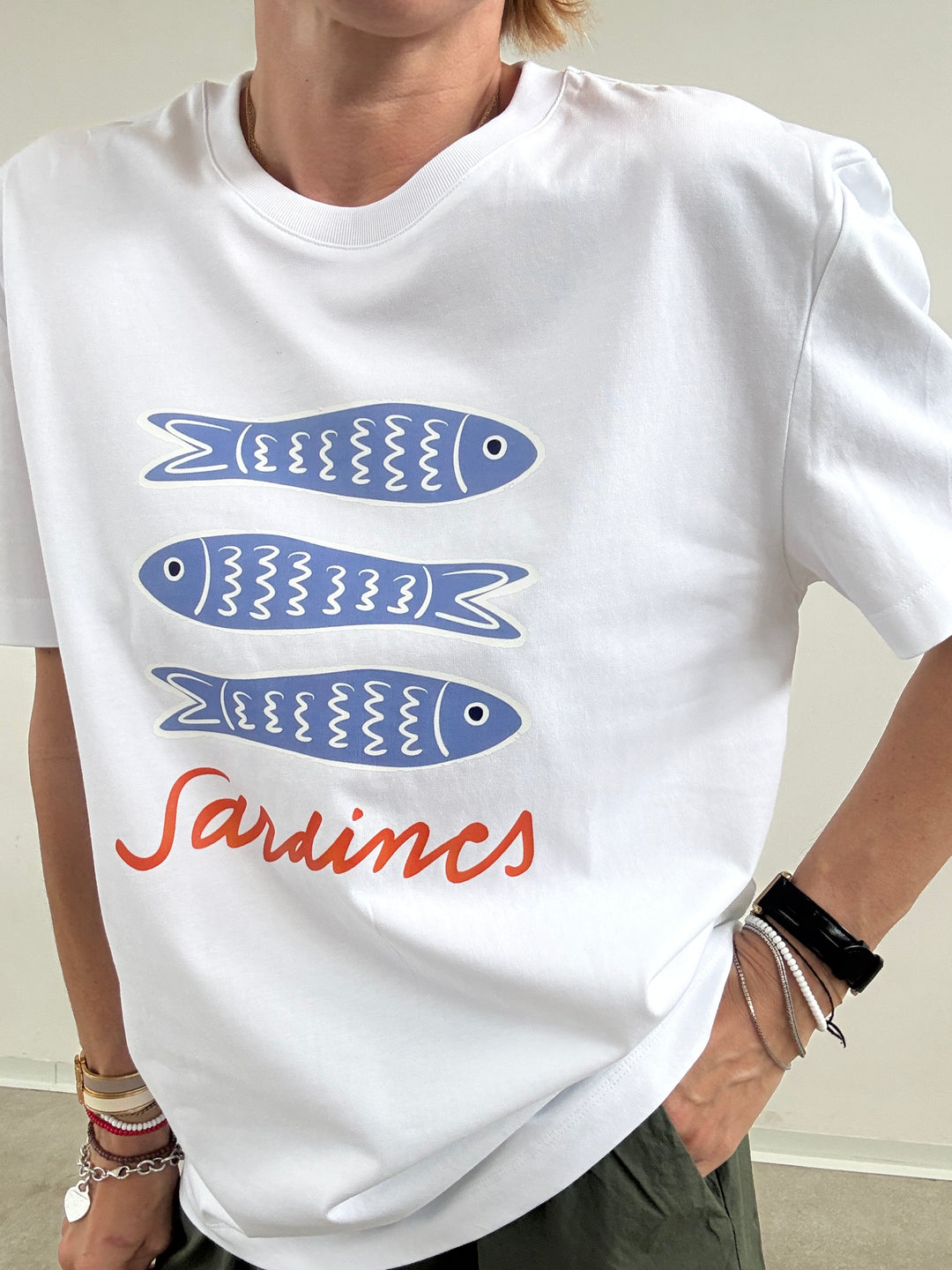 TSHIRT AZUL SARDINES BIANCA