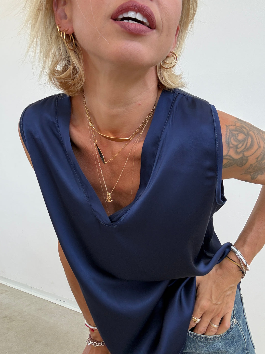 CANOTTA SATIN V BLU NOTTE