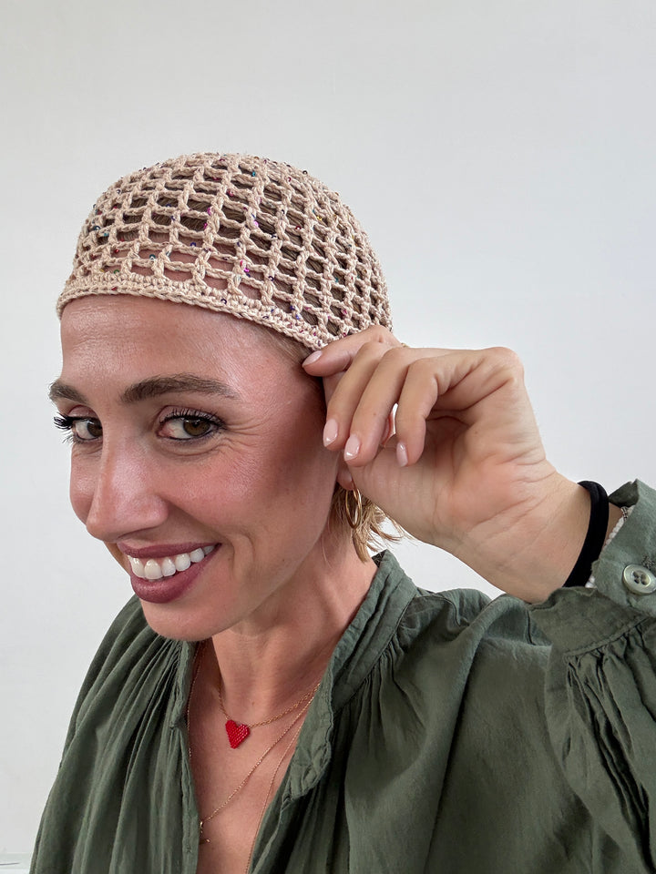 CAPPELLO UNCINETTO BEIGE GLITTER