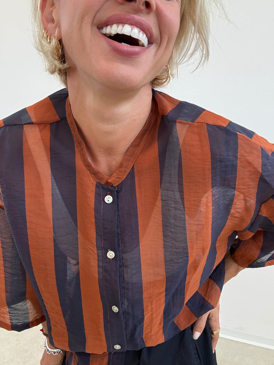 CAMICIA MANICA CORTA RIGHE BLU/RUGGINE