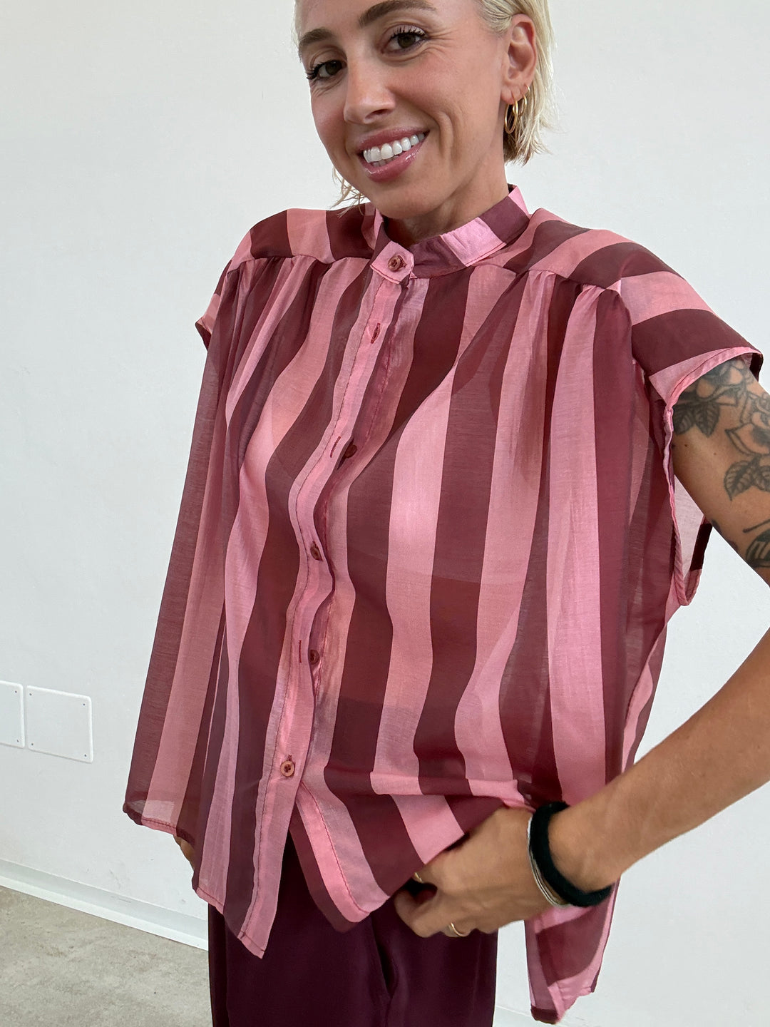 CAMICIA GIROMANICA RIGHE BORDEAUX/ROSA