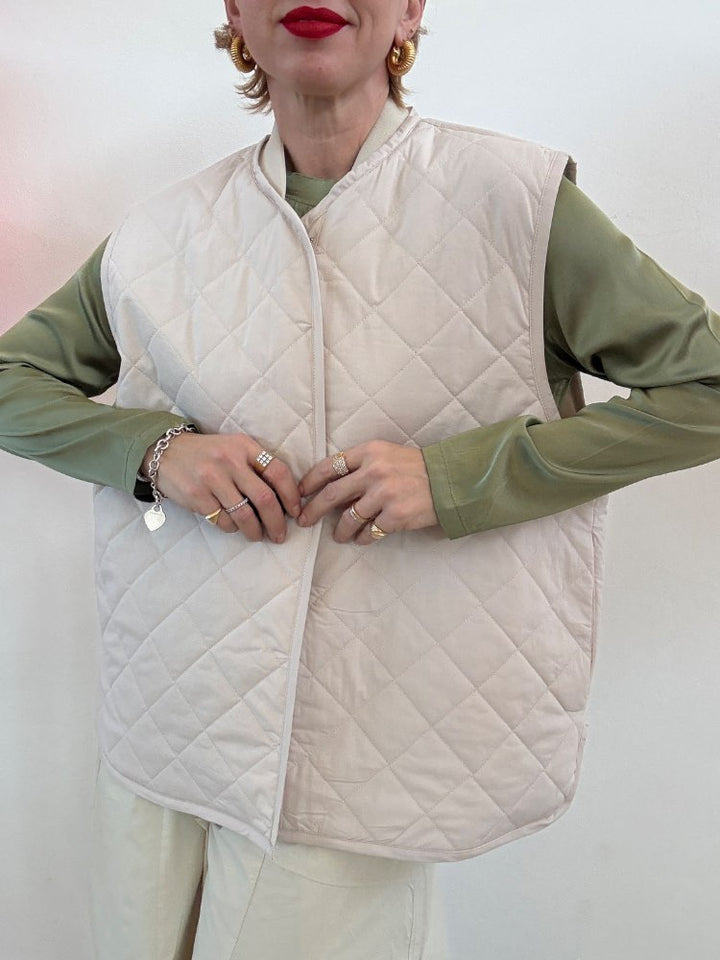 GILET TRAPUNTATO LIGHTBEIGE;GILET TRAPUNTATO LIGHTBEIGE;GILET TRAPUNTATO LIGHTBEIGE;GILET TRAPUNTATO LIGHTBEIGE;GILET TRAPUNTATO LIGHTBEIGE;GILET TRAPUNTATO LIGHTBEIGE;GILET TRAPUNTATO LIGHTBEIGE;GILET TRAPUNTATO LIGHTBEIGE;GILET TRAPUNTATO LIGHTBEIGE;GILET TRAPUNTATO LIGHTBEIGE;GILET TRAPUNTATO LIGHTBEIGE;GILET TRAPUNTATO LIGHTBEIGE;GILET TRAPUNTATO LIGHTBEIGE