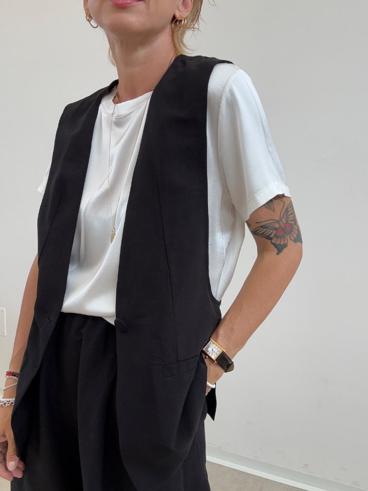 GILET ALICE LINO VISCOSA NERO;GILET ALICE LINO VISCOSA NERO;GILET ALICE LINO VISCOSA NERO;GILET ALICE LINO VISCOSA NERO;GILET ALICE LINO VISCOSA NERO;GILET ALICE LINO VISCOSA NERO;GILET ALICE LINO VISCOSA NERO;GILET ALICE LINO VISCOSA NERO