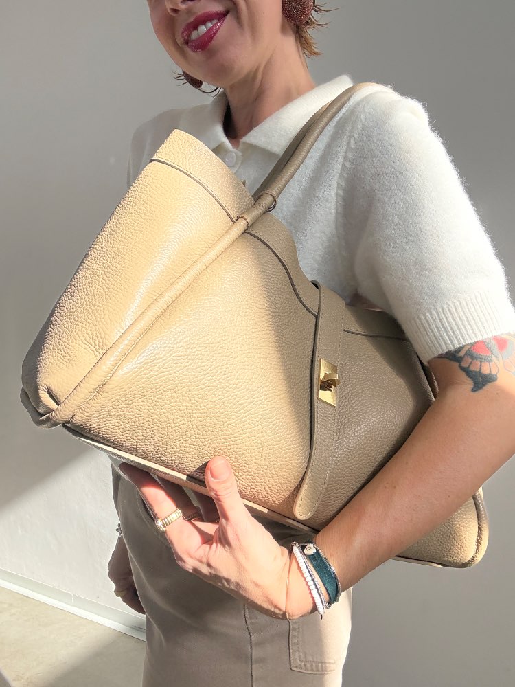 BORSA VALE MARTELLATA BEIGE;BORSA VALE MARTELLATA BEIGE;BORSA VALE MARTELLATA BEIGE;BORSA VALE MARTELLATA BEIGE;BORSA VALE MARTELLATA BEIGE;BORSA VALE MARTELLATA BEIGE;BORSA VALE MARTELLATA BEIGE;BORSA VALE MARTELLATA BEIGE;BORSA VALE MARTELLATA BEIGE;BORSA VALE MARTELLATA BEIGE;BORSA VALE MARTELLATA BEIGE;BORSA VALE MARTELLATA BEIGE