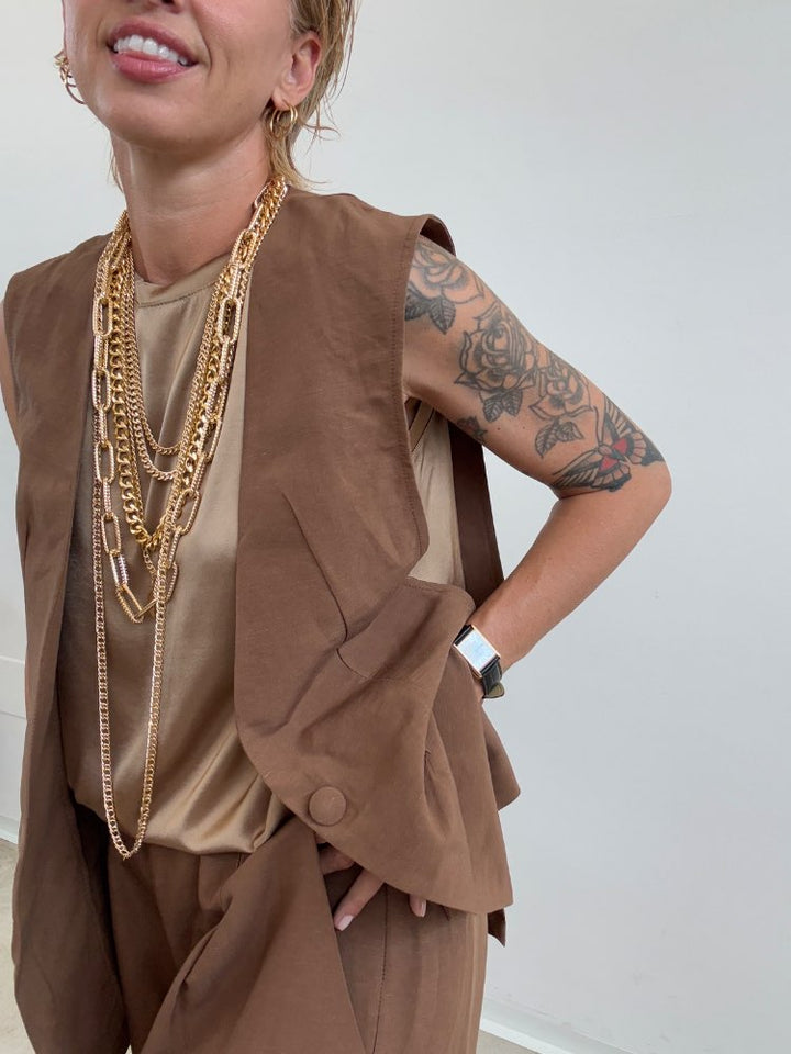 GILET ALICE LINO VISCOSA TABACCO;GILET ALICE LINO VISCOSA TABACCO;GILET ALICE LINO VISCOSA TABACCO;GILET ALICE LINO VISCOSA TABACCO;GILET ALICE LINO VISCOSA TABACCO;GILET ALICE LINO VISCOSA TABACCO;GILET ALICE LINO VISCOSA TABACCO;GILET ALICE LINO VISCOSA TABACCO;GILET ALICE LINO VISCOSA TABACCO;GILET ALICE LINO VISCOSA TABACCO;GILET ALICE LINO VISCOSA TABACCO