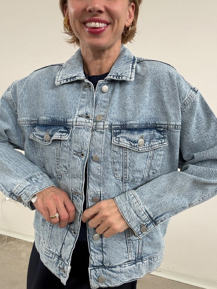 GIUBBINO TERESA DENIM LIGHTWASH;GIUBBINO TERESA DENIM LIGHTWASH;GIUBBINO TERESA DENIM LIGHTWASH;GIUBBINO TERESA DENIM LIGHTWASH;GIUBBINO TERESA DENIM LIGHTWASH;GIUBBINO TERESA DENIM LIGHTWASH;GIUBBINO TERESA DENIM LIGHTWASH;GIUBBINO TERESA DENIM LIGHTWASH;GIUBBINO TERESA DENIM LIGHTWASH;GIUBBINO TERESA DENIM LIGHTWASH;GIUBBINO TERESA DENIM LIGHTWASH;GIUBBINO TERESA DENIM LIGHTWASH