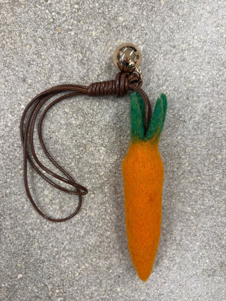 CHARM CAROTA;CHARM CAROTA;CHARM CAROTA;CHARM CAROTA